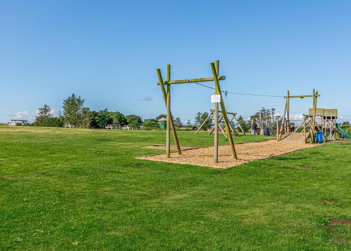 Waren Caravan Park Bamburgh Exterior photo